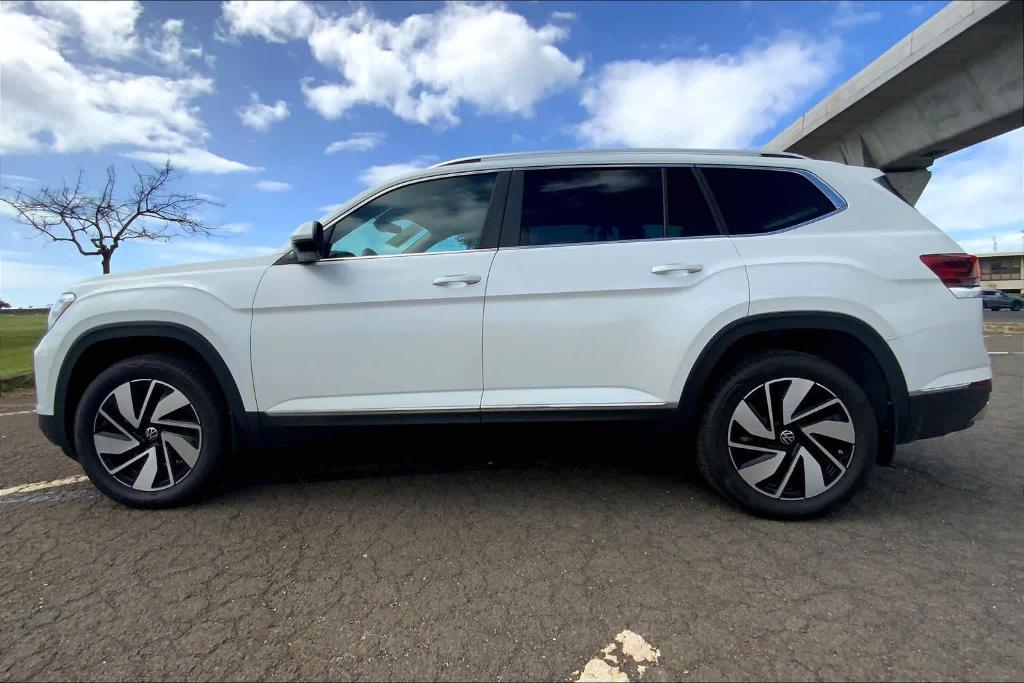 new 2024 Volkswagen Atlas car, priced at $48,821