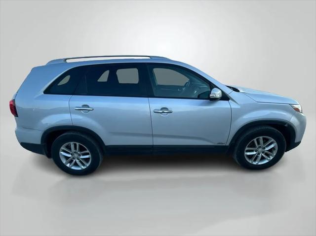 used 2014 Kia Sorento car, priced at $8,942