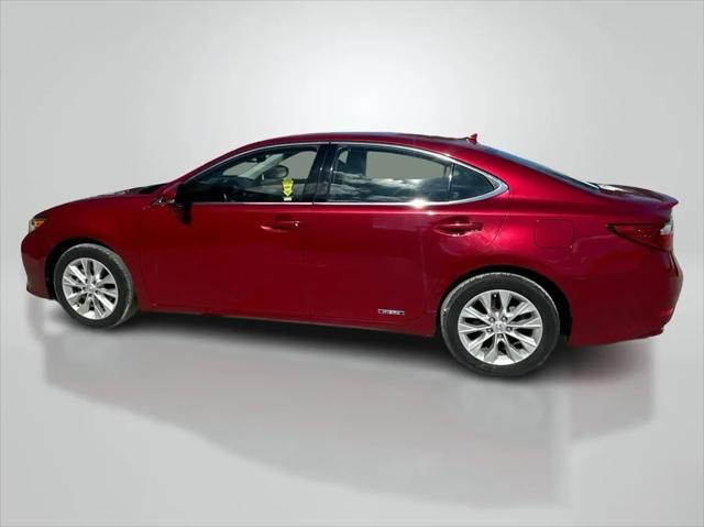 used 2014 Lexus ES 300h car, priced at $16,442