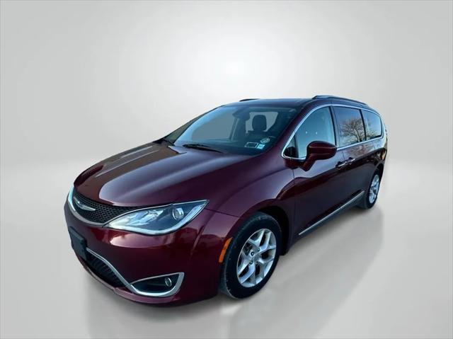 used 2018 Chrysler Pacifica car, priced at $19,742