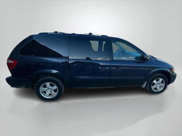 used 2007 Dodge Grand Caravan car, priced at $3,942