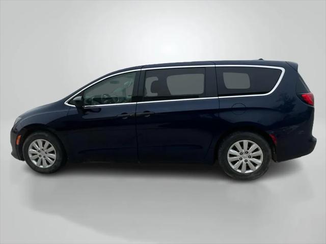 used 2018 Chrysler Pacifica car, priced at $13,942