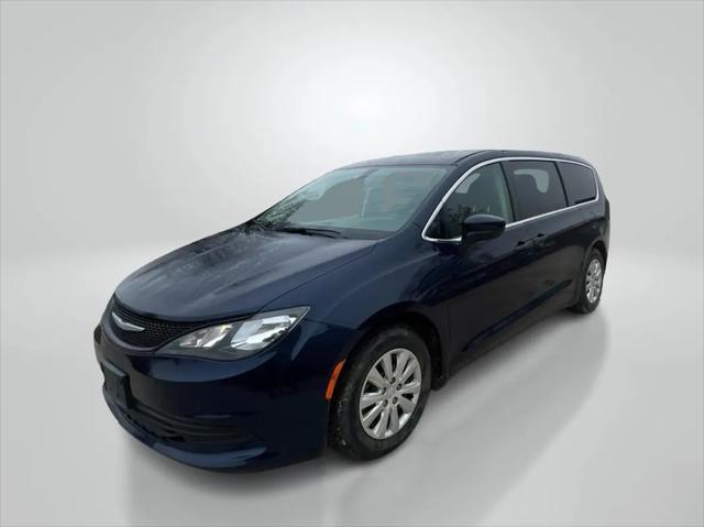 used 2018 Chrysler Pacifica car, priced at $13,942