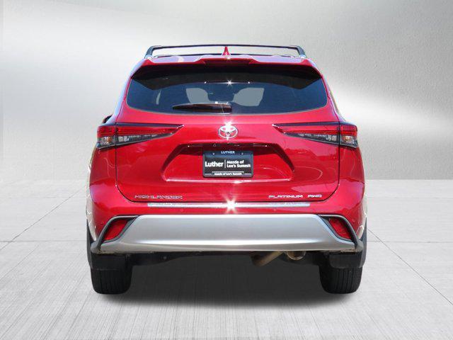 used 2022 Toyota Highlander car, priced at $43,995