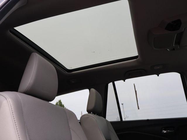 used 2022 Honda Pilot car, priced at $37,405