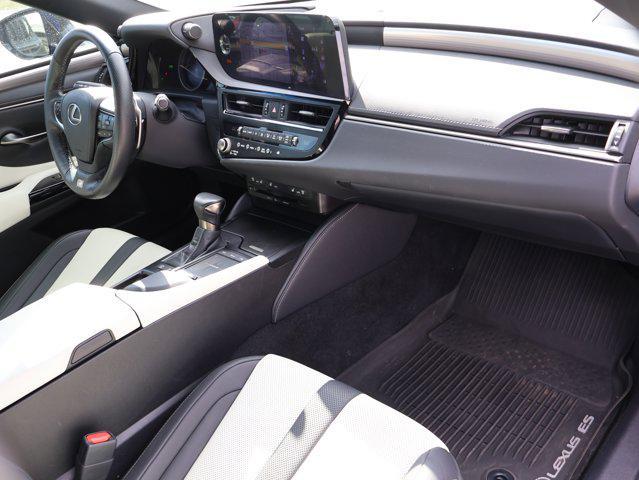 used 2022 Lexus ES 300h car, priced at $33,995