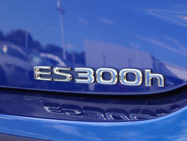 used 2022 Lexus ES 300h car, priced at $33,995