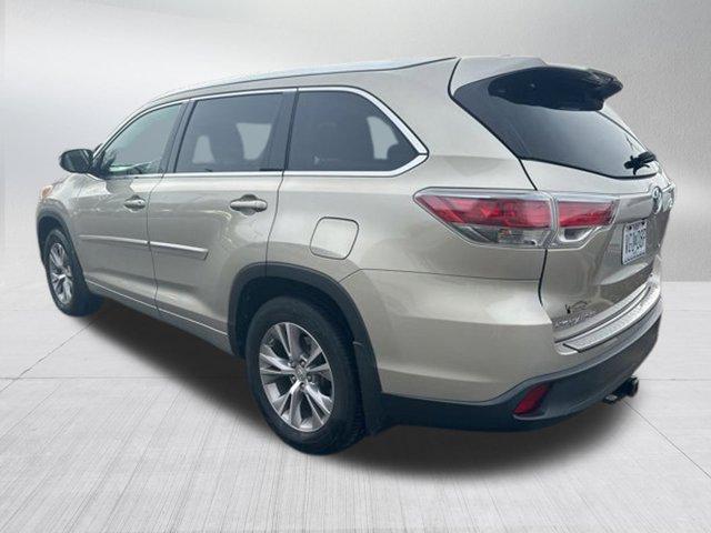 used 2014 Toyota Highlander car, priced at $15,209