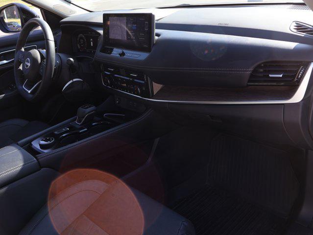 used 2024 Nissan Rogue car, priced at $32,995