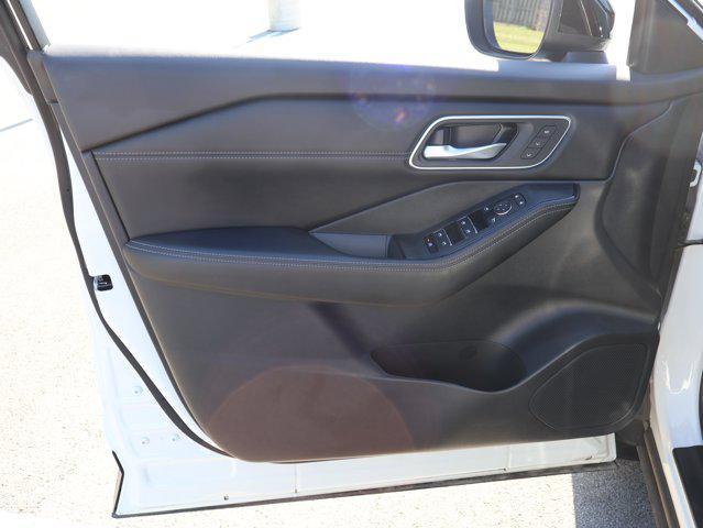 used 2024 Nissan Rogue car, priced at $32,995