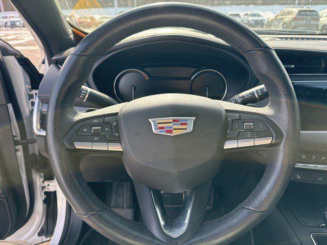 used 2022 Cadillac XT4 car, priced at $32,425