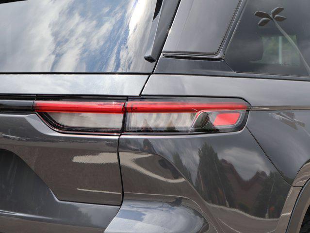 used 2023 Jeep Grand Cherokee car, priced at $32,335