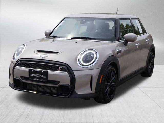 used 2024 MINI Hardtop car, priced at $25,495