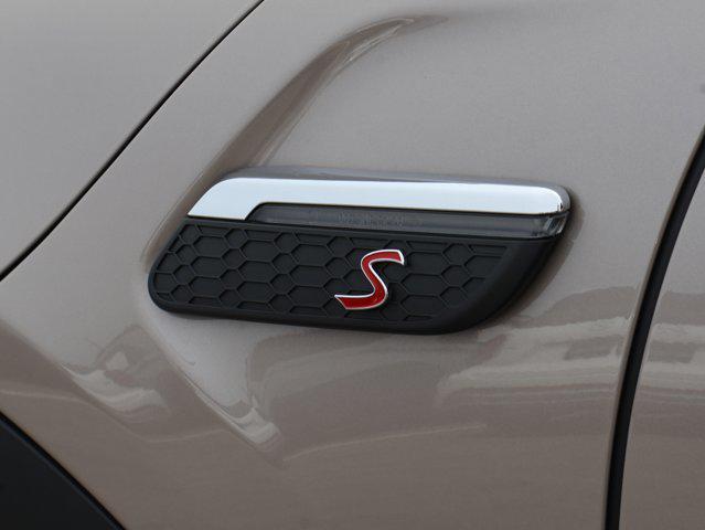 used 2024 MINI Hardtop car, priced at $25,495