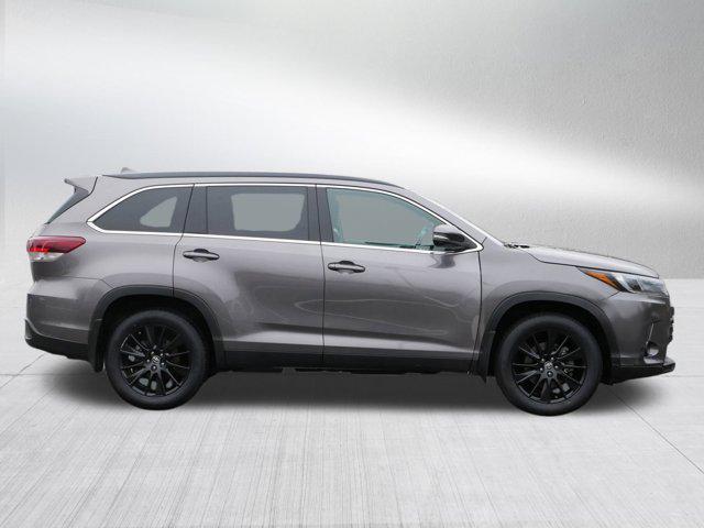 used 2019 Toyota Highlander car, priced at $30,395