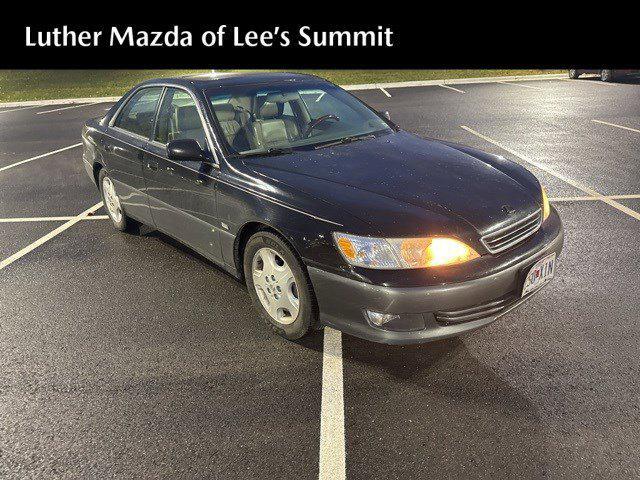 used 2000 Lexus ES 300 car, priced at $6,259