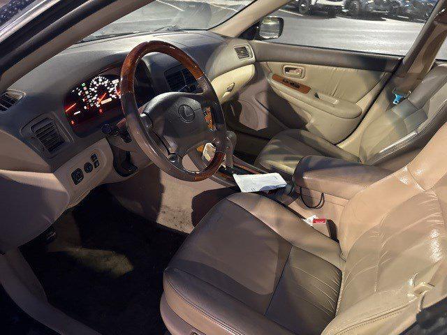 used 2000 Lexus ES 300 car, priced at $6,259