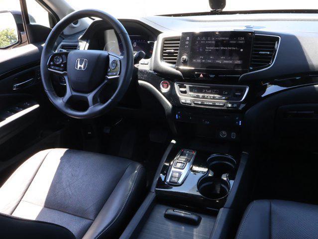 used 2022 Honda Pilot car, priced at $39,485