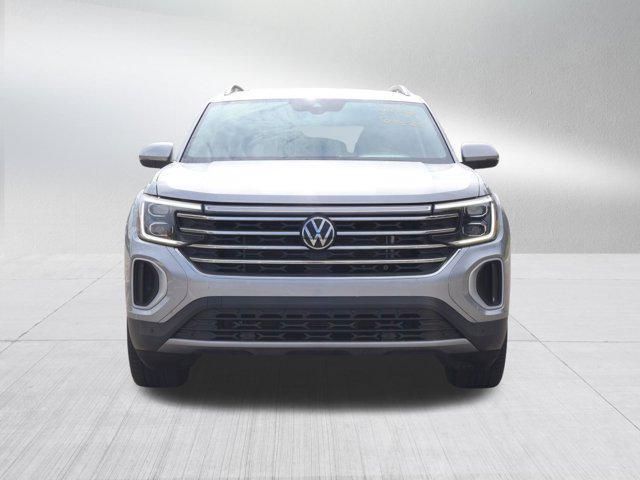 used 2024 Volkswagen Atlas car, priced at $33,695