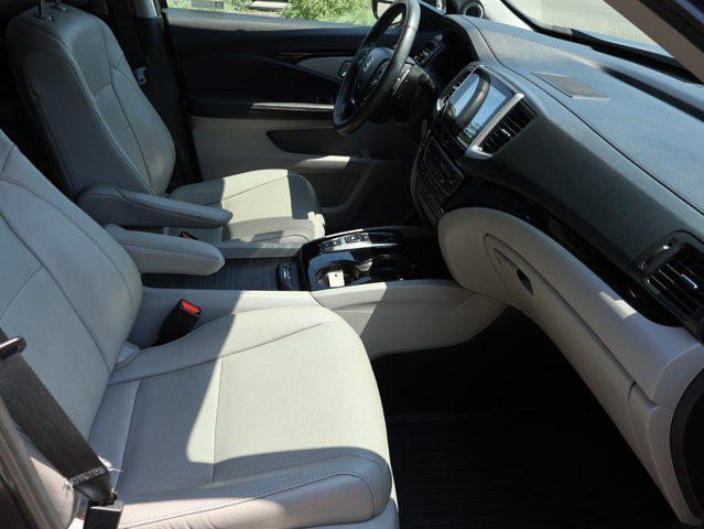 used 2017 Honda Pilot car, priced at $27,645