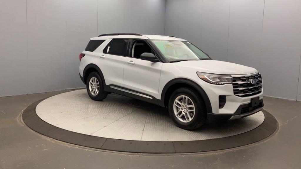 new 2025 Ford Explorer car, priced at $43,745