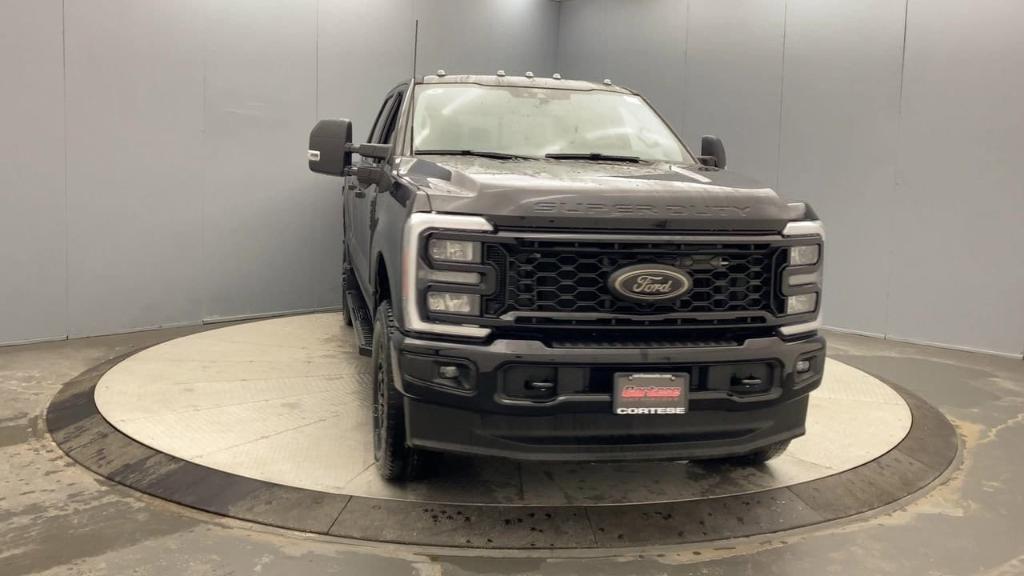 new 2025 Ford F-250 car, priced at $70,675