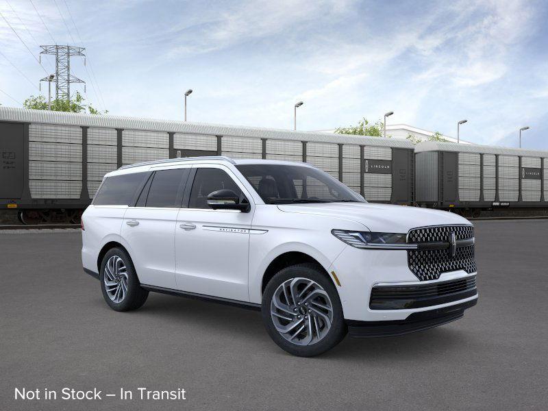 new 2025 Lincoln Navigator car, priced at $103,185