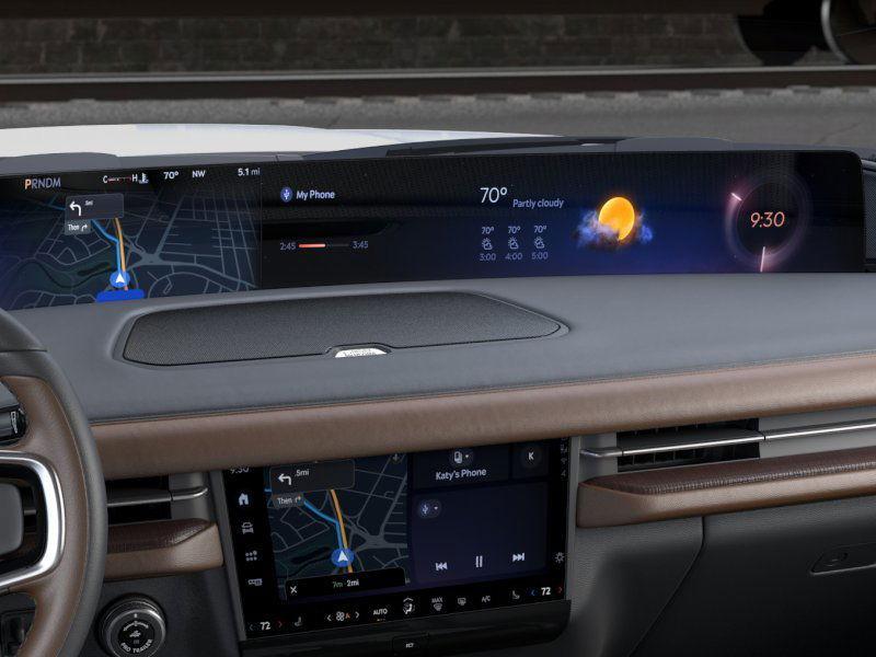 new 2025 Lincoln Navigator car, priced at $103,185