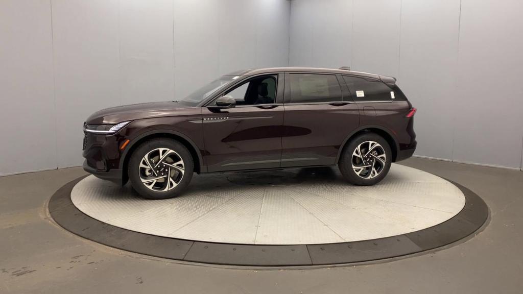 new 2024 Lincoln Nautilus car, priced at $61,535