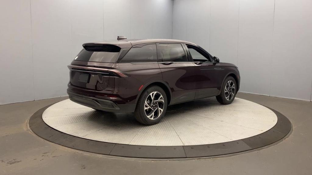 new 2024 Lincoln Nautilus car, priced at $61,535