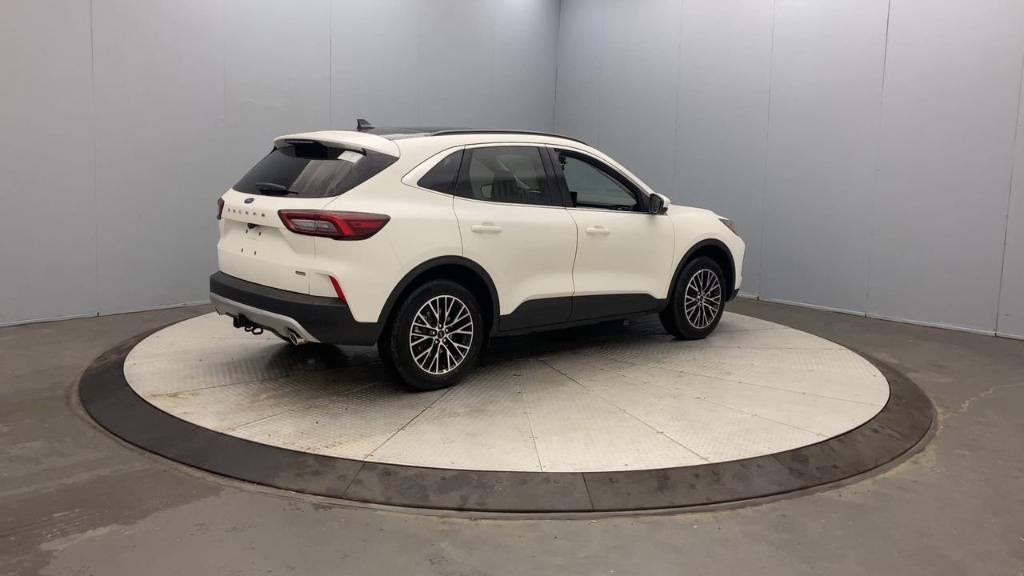new 2025 Ford Escape car, priced at $46,710