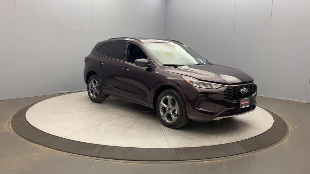used 2023 Ford Escape car