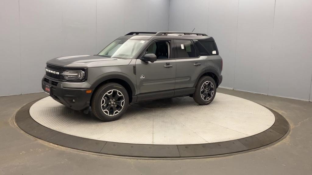 new 2025 Ford Bronco Sport car, priced at $41,305