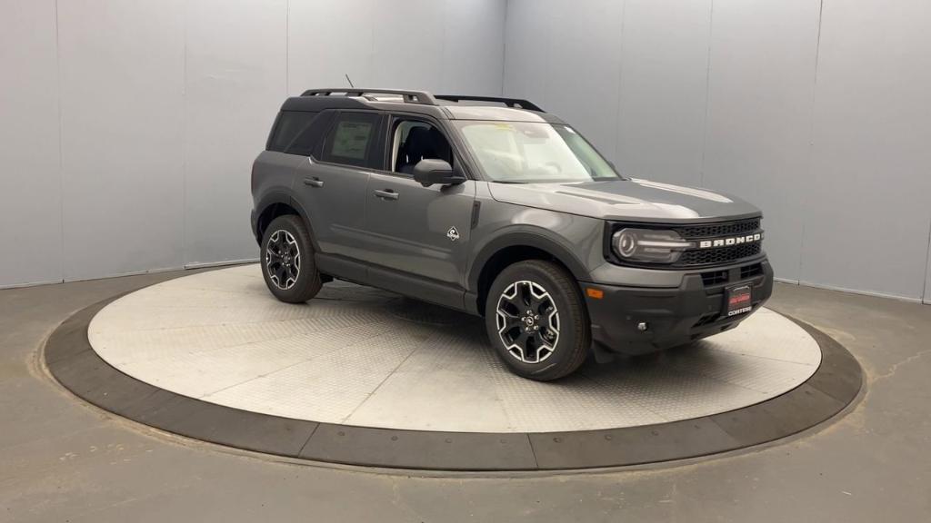 new 2025 Ford Bronco Sport car, priced at $41,305