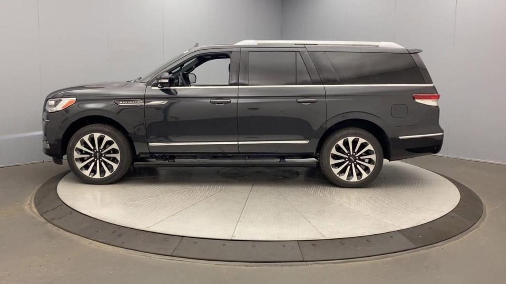 new 2024 Lincoln Navigator L car, priced at $108,905