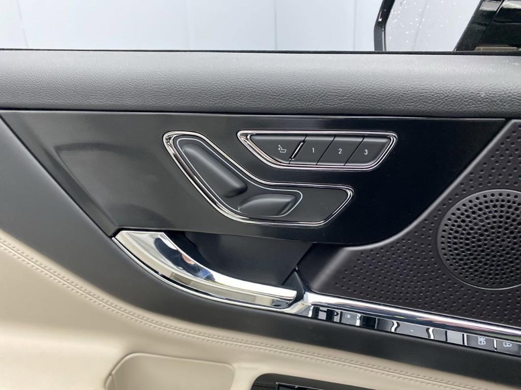 new 2025 Lincoln Corsair car, priced at $58,145