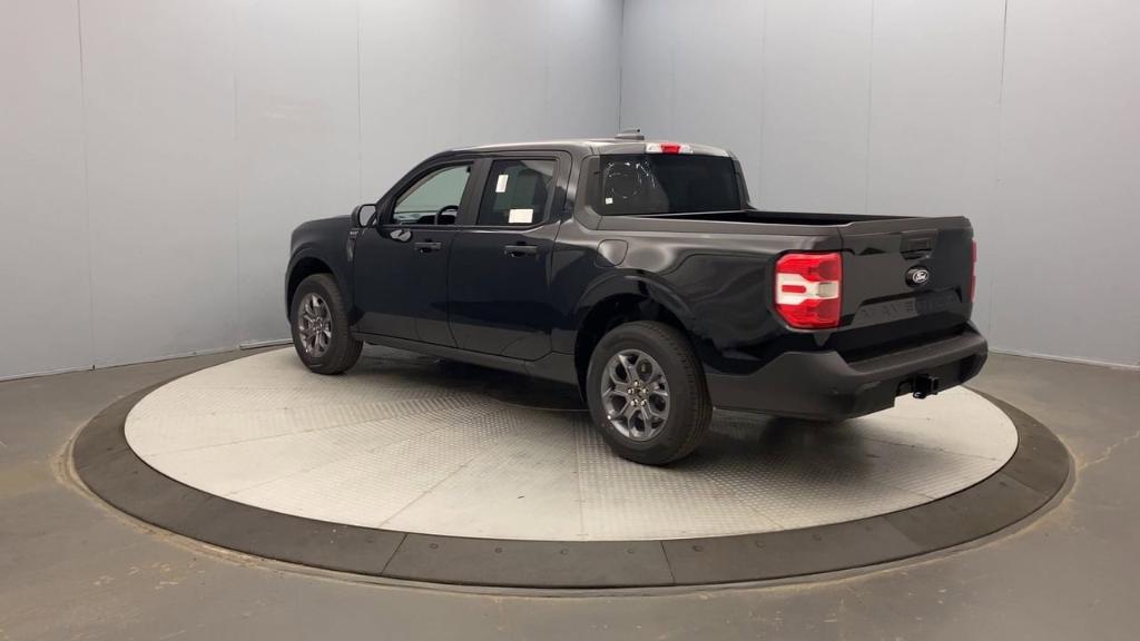 new 2025 Ford Maverick car, priced at $37,065