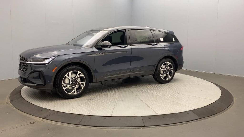 new 2024 Lincoln Nautilus car, priced at $63,035