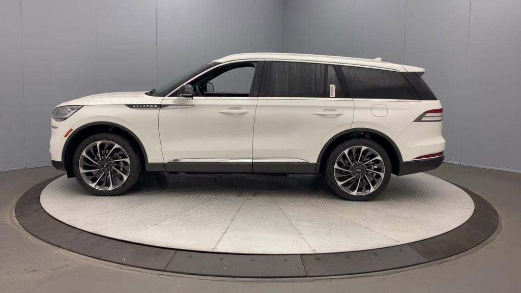 new 2023 Lincoln Aviator car, priced at $72,030