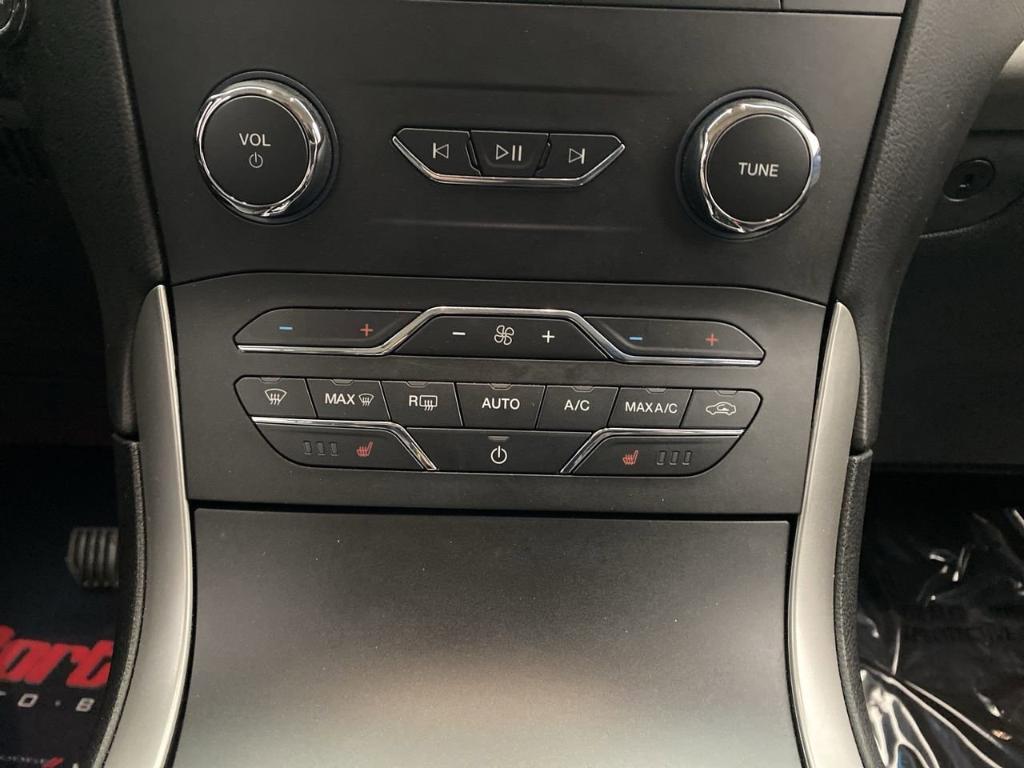 used 2020 Ford Edge car, priced at $17,495