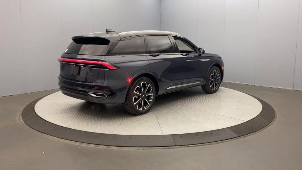 new 2024 Lincoln Nautilus car, priced at $64,970