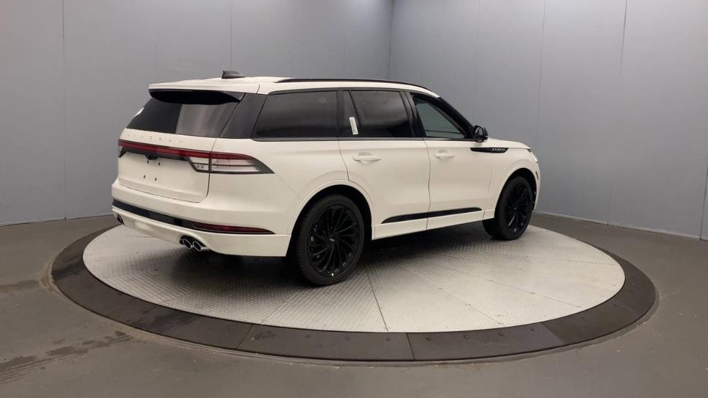 new 2025 Lincoln Aviator car, priced at $81,410