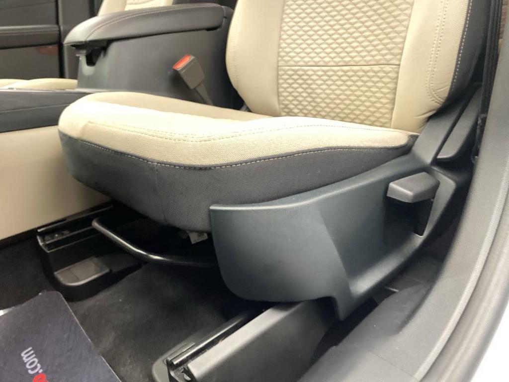 used 2022 Ford Escape car, priced at $22,995