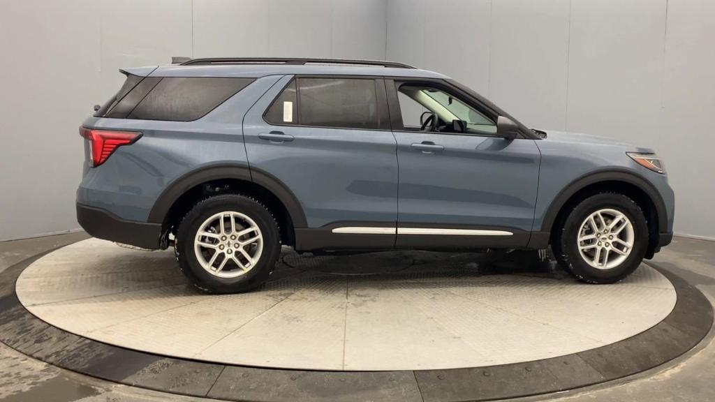 new 2025 Ford Explorer car, priced at $43,496