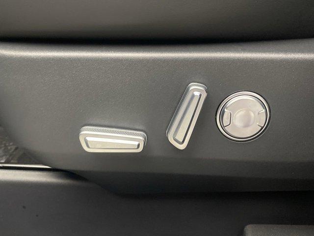 new 2025 Lincoln Nautilus car, priced at $64,270