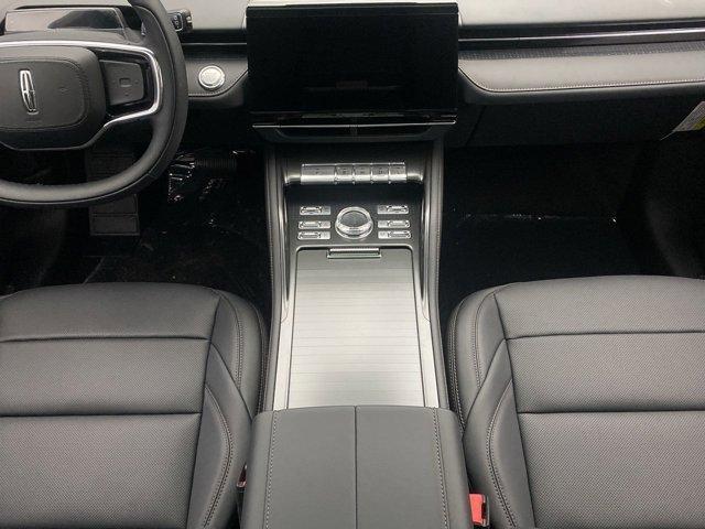 new 2025 Lincoln Nautilus car, priced at $64,270