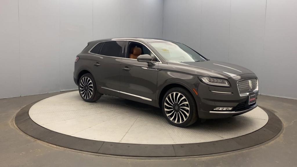 used 2022 Lincoln Nautilus car, priced at $42,888