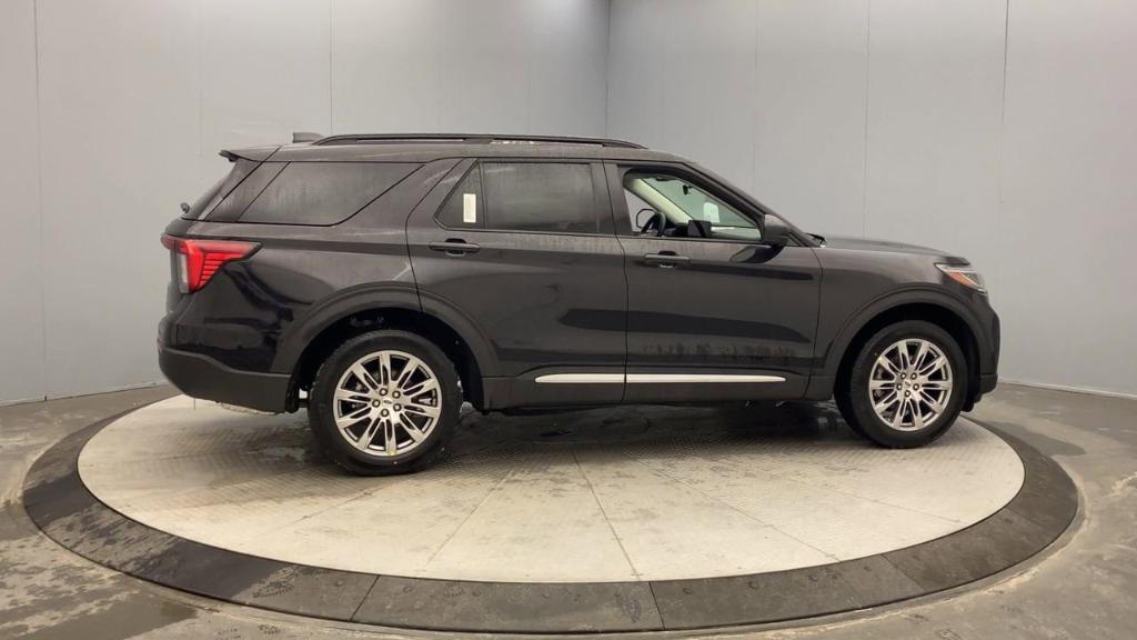 new 2025 Ford Explorer car, priced at $48,405