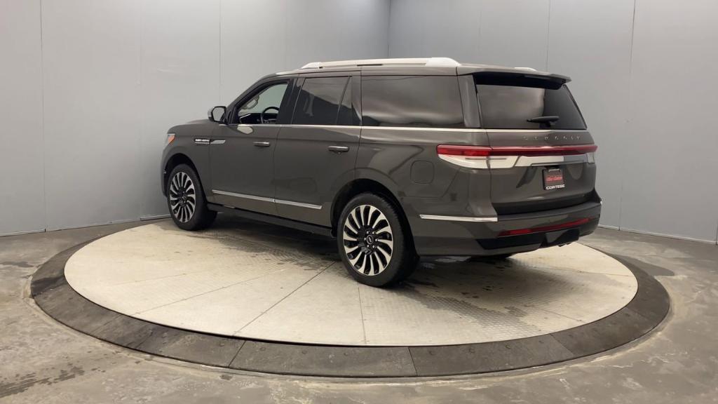 used 2022 Lincoln Navigator car, priced at $71,990