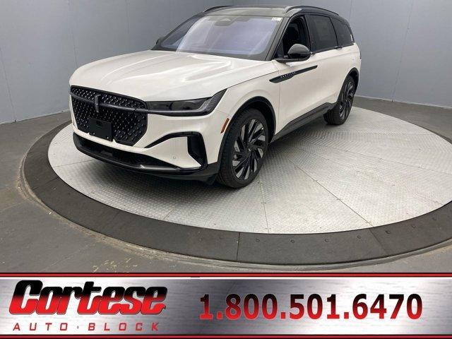new 2025 Lincoln Nautilus car, priced at $71,525